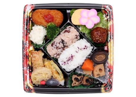Japanische Küche: Bento sind in Japan beliebte Speisen für unterwegs, die du auch selbst zusammenstellen kannst!