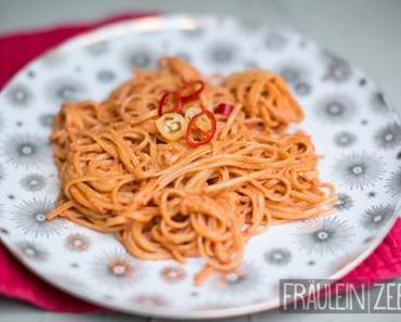 Linguine mit Röstpaprika-Sauce