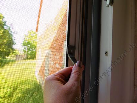 Mit dem Insetto Fensterschutz bleiben Tierchen draussen #Fliegengitter #Schutz #Insektenfrei