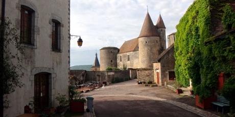 Burgund-Reise: allerlei Burgen und Schlösser