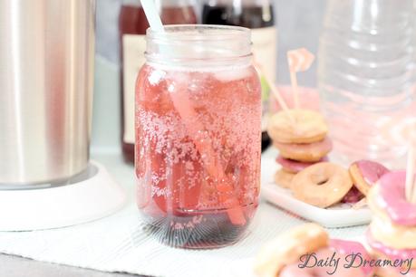 vegane Mini-Donuts mit fruchtigem Guss und spritziger Bio-Limonade von SodaStream [Anzeige]