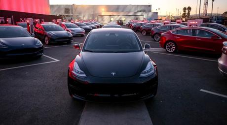 Tesla bricht 5000er Marke