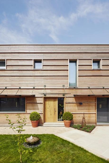 Bauen mit Holz - Hausfront