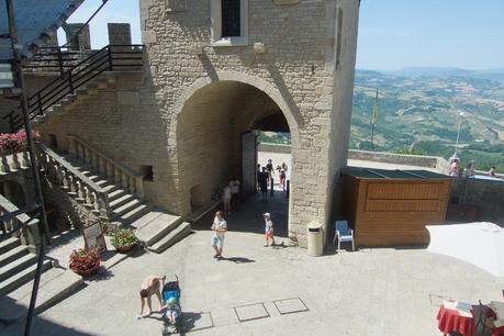 San Marino Steinwand