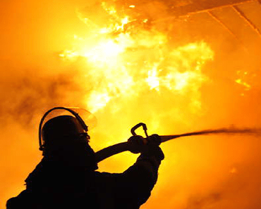 Waldbrand in der Bucht von Estellencs