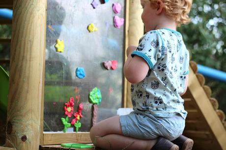 Kleine Kinderfreuden: Fensterknete & Ministeck von Feuchtmann