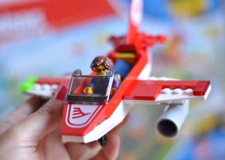 Wir werden 4! Kinder entwickeln sich. Bauen mit Lego Junior #Werbung #Bloggeburtstag #Kinder #Lego #batseln #bauen #Spieltipp #geburtstag