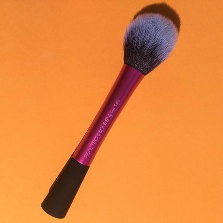 [Werbung] essence wanted: sunset dreamers fading blush 01 rise into sunset (LE) + Real Techniques blush brush