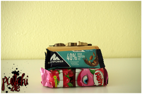 Multipower 40 % High Protein Fit Chocolate Almond Flavour || FRITT Erdbeere