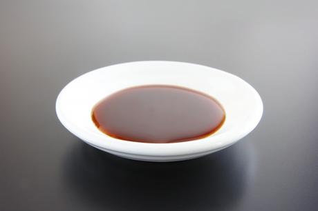 Glutenfreie Tamari Sauce wird ohne Weizen hergestellt.