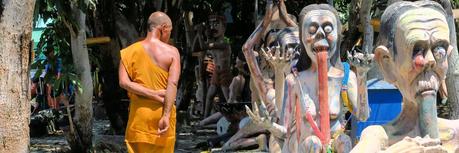 Thailands Höllentempel: Buddhismus zum Fürchten