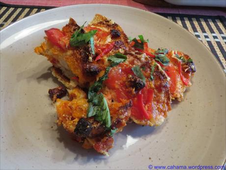 Feuriger Brotauflauf mit Tomaten und Chorizo