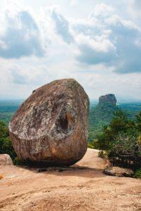 Sigirya Rock, der Löwenfelsen und warum du dir den Eintritt fast sparen kannst