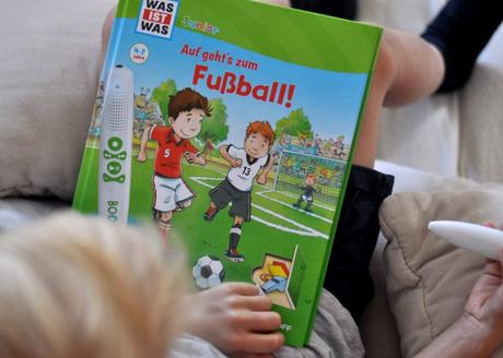 Auf geht´s zum Fußball - ein Bookii Buch mit Hörstift #tessloff #bookii #höhrstift #kinderbuch #fußball