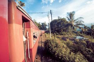 Schönste Zugfahrt der Welt – mit dem Zug von Kandy nach Ella