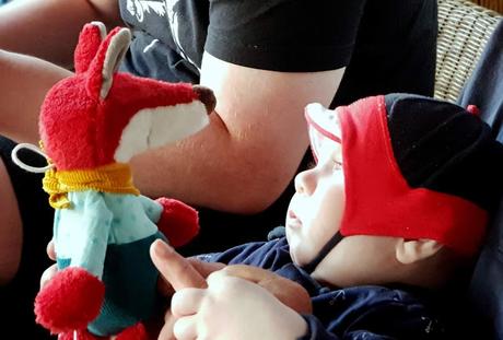 Liebe von Anfang an -  sigikid-Kuscheltiere als Geschenkidee für Babys