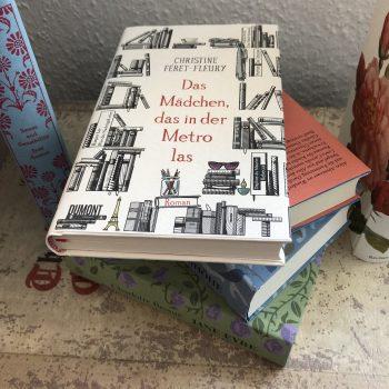 {Rezension} Das Mädchen, das in der Metro las von Christine Féret-Fleury