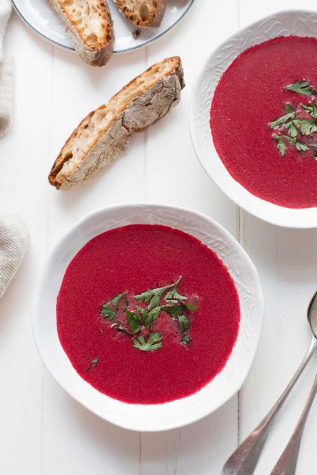 Rote-Bete-Kokos-Suppe mit Ingwer