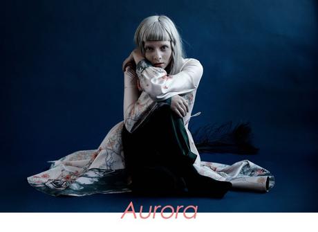 AURORA veröffentlicht ihr zweites Album “Infections of a Different Kind – Step One” • full Album stream + 2 Videos + Tourdaten