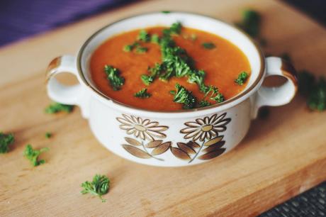 Blogtober 12: Vegane Paprika-Ingwer-Curry Suppe Rezept