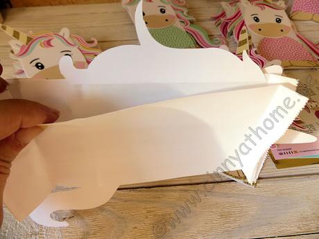 Mit Einhörnern habe ich meinen ersten Adventskalender #Papierdrachen #DIY #Basteln