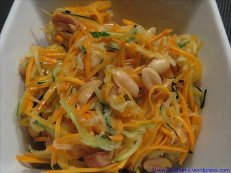 Asiatischer Zucchini-Karottensalat
