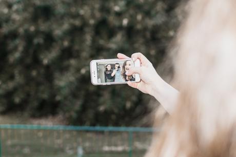 „Generation Selfie“ – selbstverliebt und süchtig nach Anerkennung?