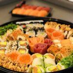 SUSHI DAILY – Im Test: Frisch gemachte Sushi Box aus dem Supermarkt
