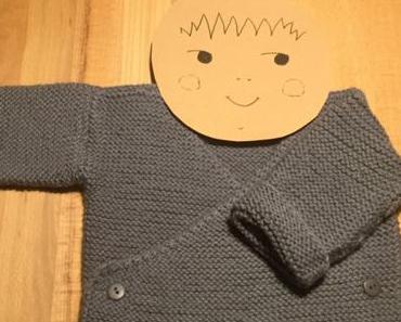 Gestrickt für den kleinen O – oder – Eine Wickeljacke für‘s Baby