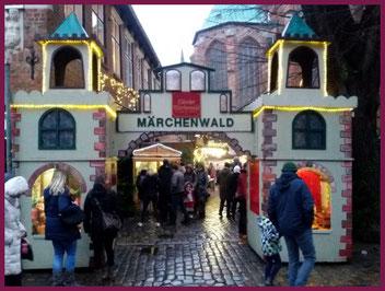 Lübeck Weihnachtsmarkt Märchenwald