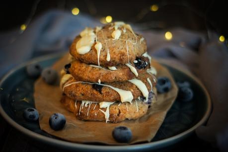 Adventskalender Schweizer Familienblogs: Himmlische Blueberry-White-Chocolate-Cookies