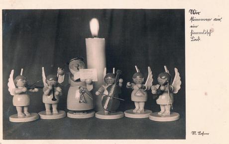 Alte Weihnachtskarten und ein Hauch von Krieg & Frieden