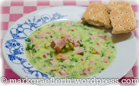 Samstagseintopf: Schwedische Grünkohlsuppe mit Fleischwurst
