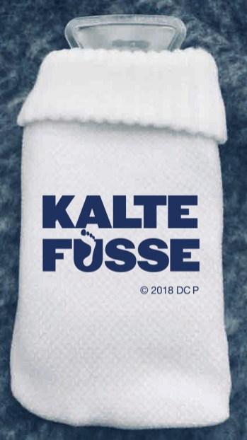 Kalte-Füße-Handwärmflasche--(c)-2018-Sony-Pictures-Entertainment-Deutschland-GmbH