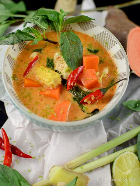 Rotes Thai Curry mit Süßkartoffeln