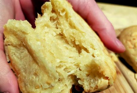 Pão de queijo (brasilianische Käsebötchen) - schnell gemacht & mega lecker