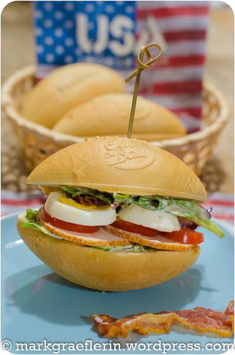 Superbowl Pausen-Snack: „Eat the Ball“ Club Sandwich