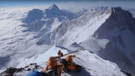 Everest – Wie sieht es eigentlich auf dem Dach der Welt aus?