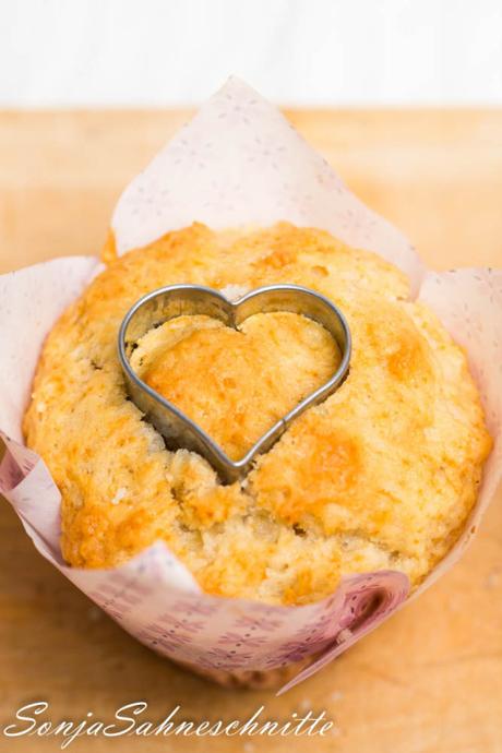 Grundrezept für schnell, locker und einfach vegane  Muffins + variante zum Valentinstag
