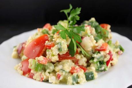 Power-Salat mit Chilis