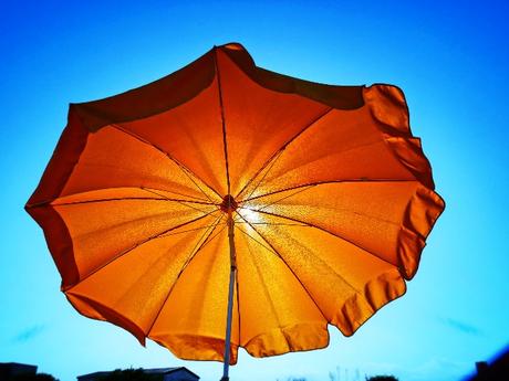 UV-Schutz bei Sonnenschirmen
