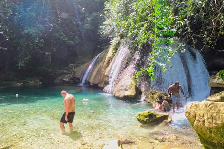 Die Reach Falls Wasserfälle in Portland, Jamaika