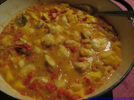 Kreolisches Curry mit Seeteufel und Mango