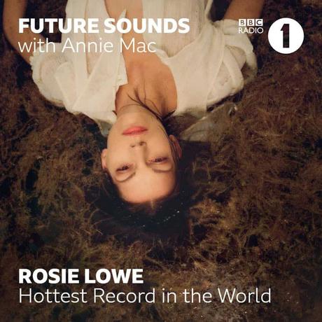 Rosie Lowe – Birdsong (Video)