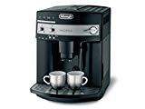 De'Longhi Magnifica ESAM 3000.B – Kaffeevollautomat mit Milchaufschäumdüse, Direktwahltasten & Drehregler, 2-Tassen-Funktion, großer 1,8 l Wassertank, 36 x 28,5 x 37,5 cm, schwarz