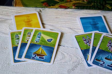 Mit Schiffen flüchten wir vor dem Unwetter an Leuchttürmen vorbei #AmigoSpiele #Kinder #LighthouseRun