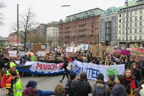 Hunderttausende protestieren für besseren Klimaschutz