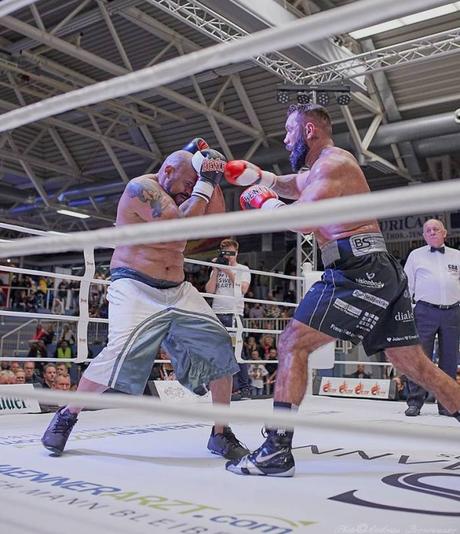 Gastbeitrag: Essener Boxing Fight Night „The Return“