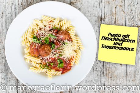 Mein Mann kann: Pasta mit Tomatensoße, Hackbällchen und Bärlauch