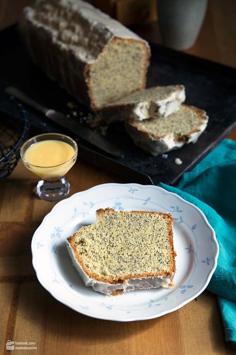 Eierlikör-Kuchen mit Mohn (Rezept mit Tradition)